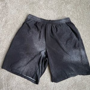 Lululemon linerless men’s 9” short